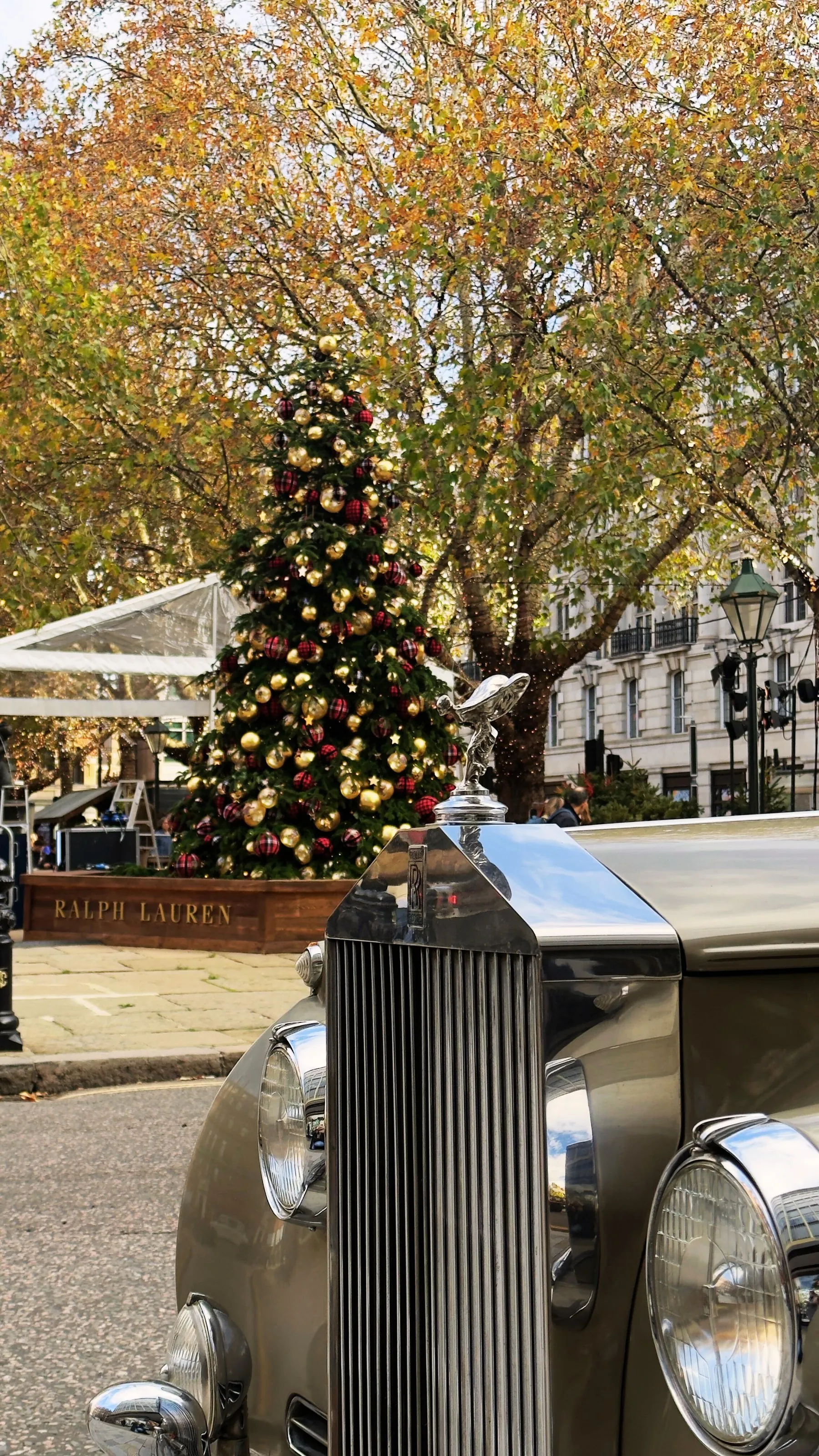 Vintage Rolls-Royce Silver Cloud I at Sloane Square London